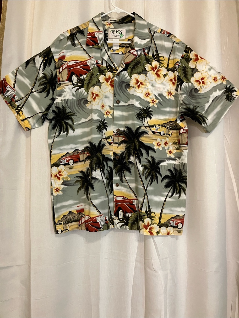 K's Vintage Hawaiian Shirt - Sage Green Floral Print